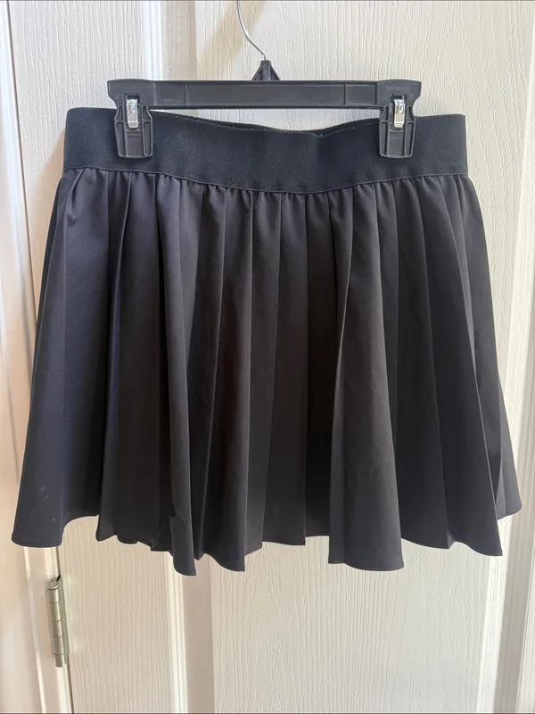Garage Classic Black Pleated Women’s Skirt built in shorts - Image 2