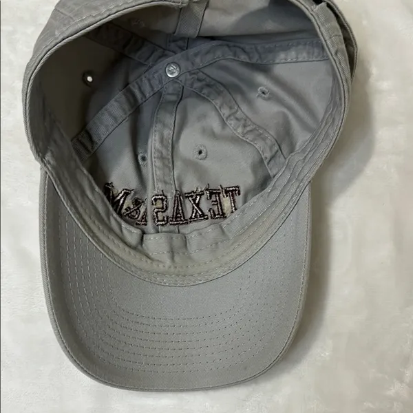 Adidas Gray and Marron TEXAS A&M hat - Image 8