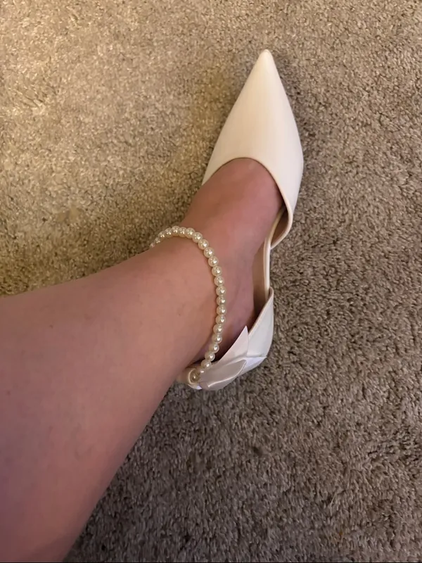 New Pointed Toe Slingback flats in crisp white with bow size 10 - Image 2