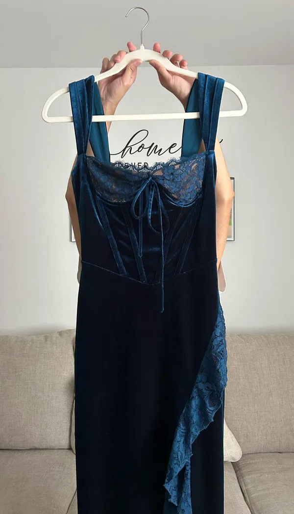 Miss Circle Odilia Teal Velvet Maxi Dress - Image 8