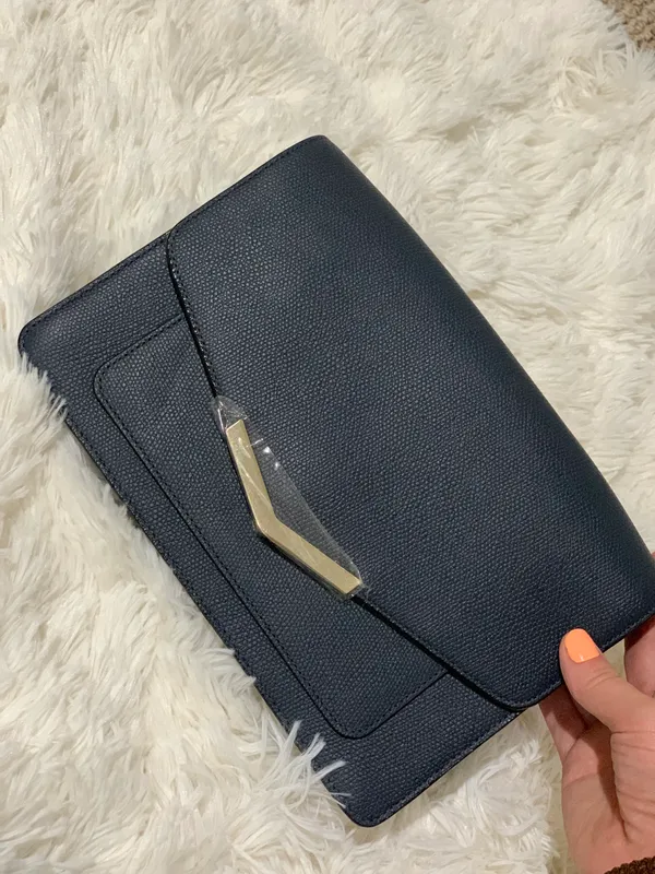 Times arrow Crossbody Purse - Image 5