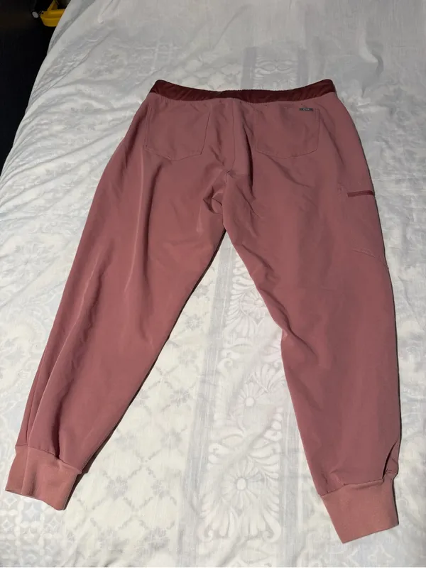 Figs Mauve Rose Scrub Jogger with Contrast Drawstring - Image 2