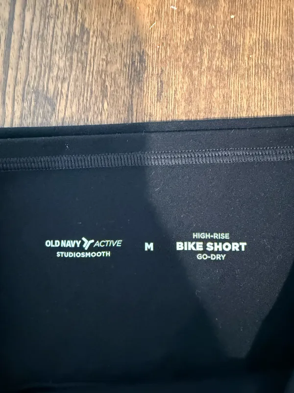 Old Navy Black Biker Shorts Medium - Image 3