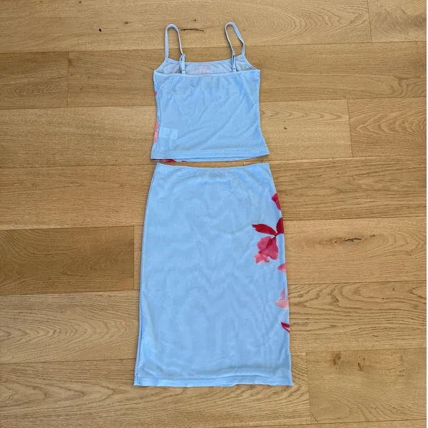 Peppermayo Cami Top & Midi Skirt Floral Tamia Size XS Blue Pink - Image 4