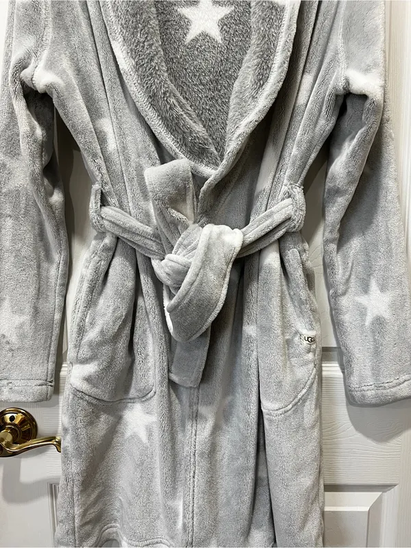 UGG Miranda Robe Grey/White Stars Hooded Cozy Fleece Plush Long Sleeve - Image 8