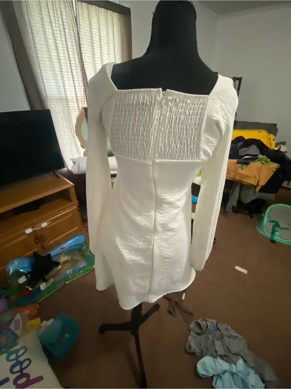 Altar’d state dress - XS - Image 3