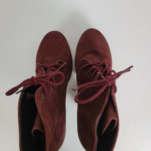 Steve Madden Women's Boots 7.5 Raspy Burgundy Wine Nubuck Suede Platform Lace Up - Image 4
