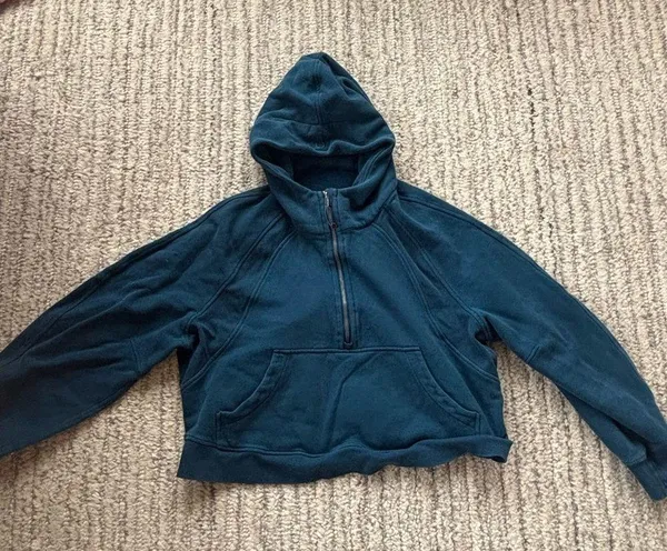 Lululemon size 4 Scuba Oversized Half-Zip Hoodie in blue/green - Image 3