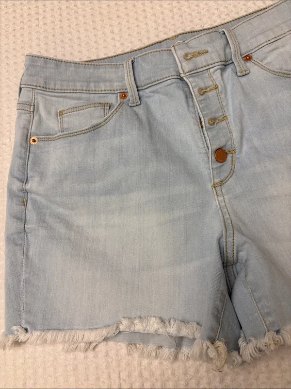 Universal Threads 10/30 High Rise Midi Light Blue Button-Fly Denim Cut Off Shorts - Image 4