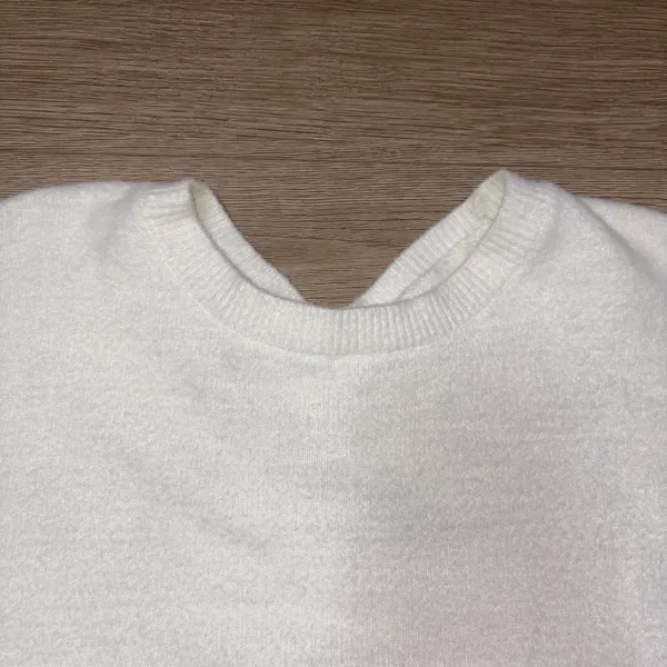 Le Lis Women's White Sweater With Ties Large - Image 12