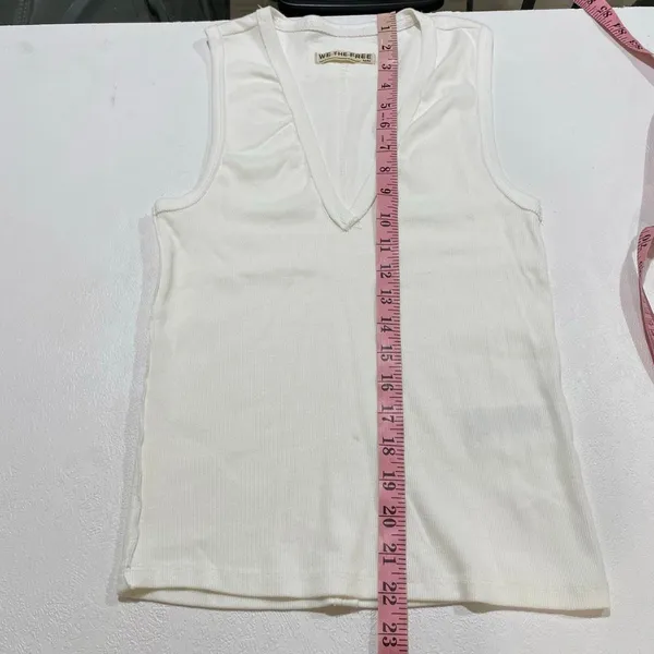 We The Free Free People White Ribbed V-Neck Tank Top Size M Minimalist - Image 7