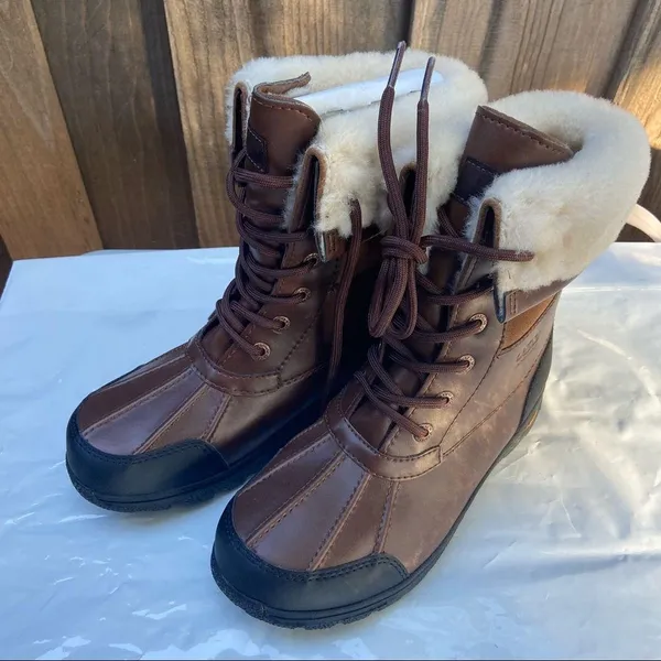 ugg boots size 6 butte ii cwr - Image 2