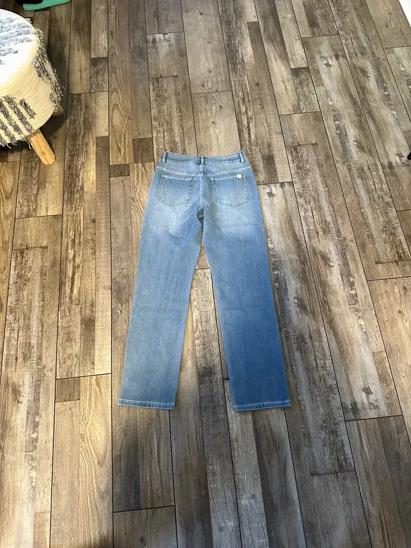 Halara Jeans - Image 3