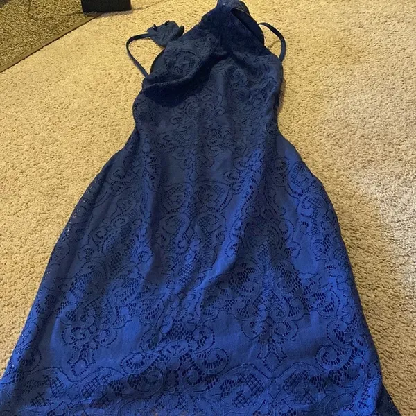 For love and‎ lemons sapphire take a holiday lace halter dress xs - Image 5