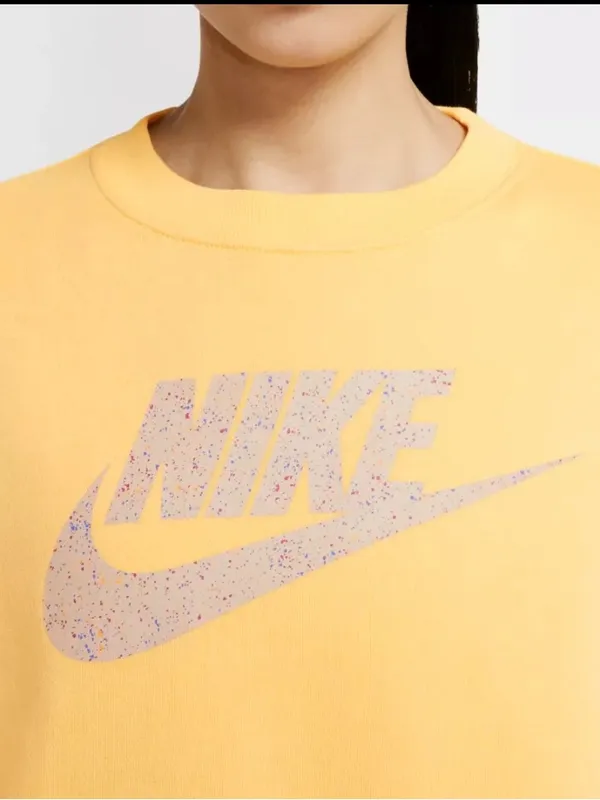 Nike‎ Icon Clash Topaz Gold Graphic Crop T-Shirt Women’s Plus 1X NWT - Image 3