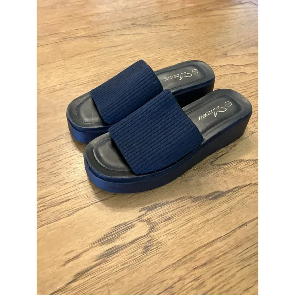Athlefit Women’s Black Slip-On Slide Wedge Sandals US 9 - Image 3