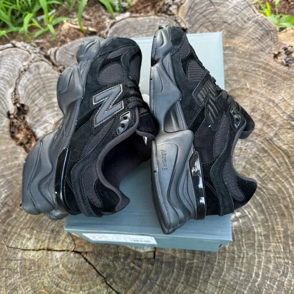New Balance 9060 Running Girl shoes size 4.5 - Image 6
