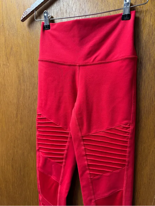 ALO Yoga Leggings Moto Airbrush Active Workout Pants Red XS Gym Pilates Fitness - Image 6