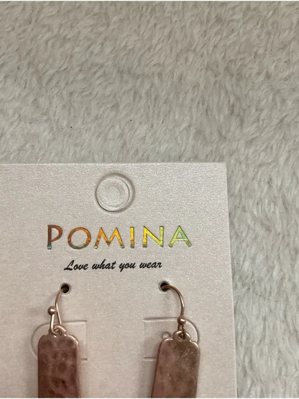 Hammered Rose Gold Star Cutout Drop Earrings - Image 2