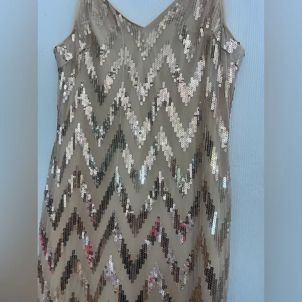 SHEIN Gold and Cream Sequin Midi Dress - Image 7