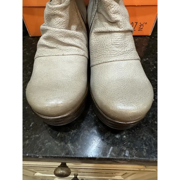 leather Miz Mooz Zuzu wedge booties People Size 36 US 5.5 - Image 5