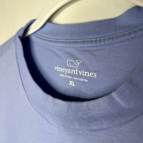 Vineyard Vines Apres Ski T-Shirt Size XL - Image 3