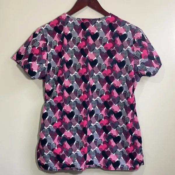 Zoe & Chloe Women’s Scrub Top Size Medium - Image 3