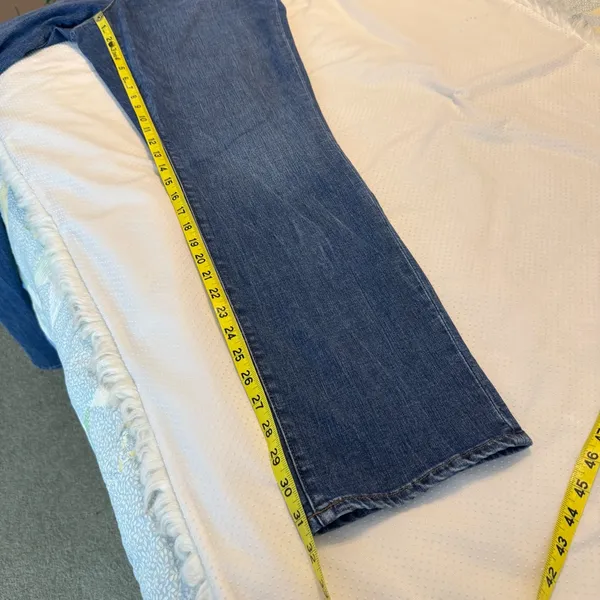 Lands’ End Denim Jeans Women’s Size 16 Inseam 31” Rise 11” - Image 10
