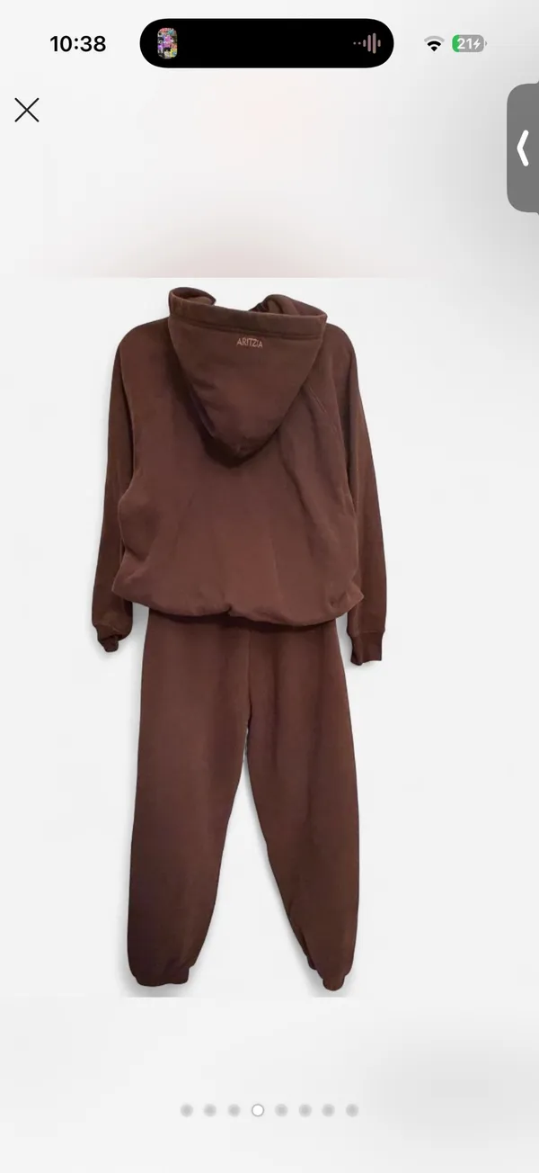 Aritzia hoodie and jogger sweatpants - Image 4