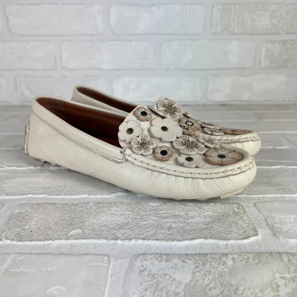 COACH Tea Rose Crosby Loafer Driver Flats Womens 8 Chalk Leather Floral Applique - Image 2