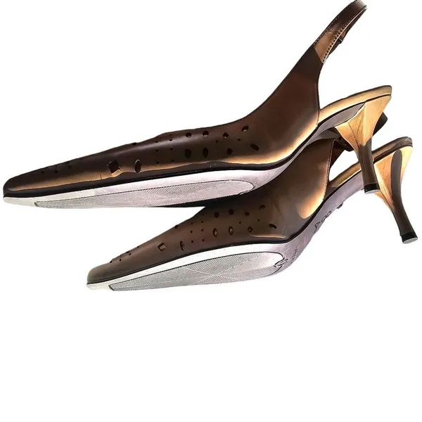 Etienne Aigner NWOB Tan Bronze Laser Cut Sling‎ Back Pumps Stilettos Women's 8 - Image 4