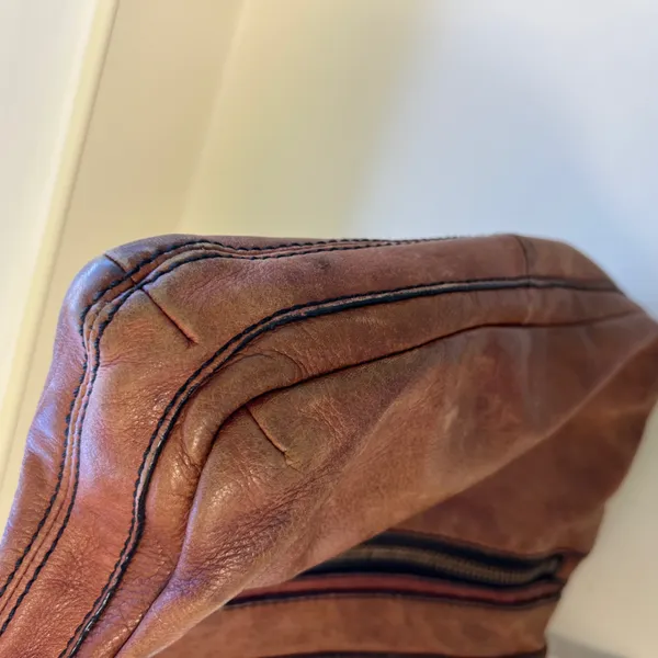 Vintage Fossil Western Brown Cowhide Leather Crossbody Bag Purse Festival Hippie - Image 7