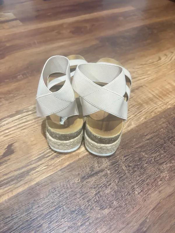 Steve Madden Beige/Cream Espadrille Ankle-Strap Sandals - Image 3