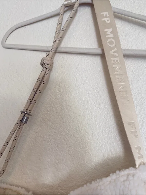 NWOT free people slopes Sherpa sling bag - Image 10