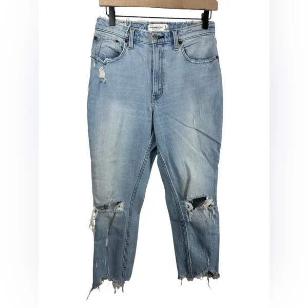 Abercrombie High‎ Rise Mom Jeans Size 28 Distressed Light Wash Raw Hem Denim - Image 2