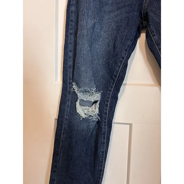 Kancan Dark Wash Tapered Jeans With Distressed Knees Size 11 / 29 Mid Rise - Image 6