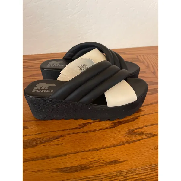 Sorel Cameron Puff Flatform Slide
Sandal size 8 - Image 3