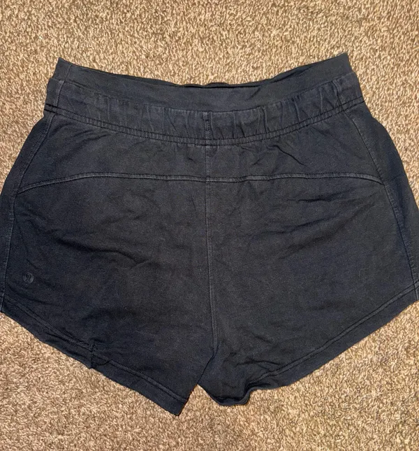 Lululemon Inner Glow 3” Shorts - Image 2