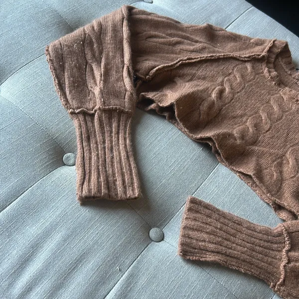 Free People 100% Cashmere Burnt Orange Cropped Knit Sweater Size XS - Image 5