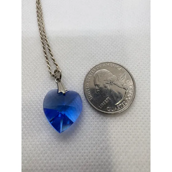 Vintage Blue Faceted Heart Pendant Necklace Silver Tone 16 Inch Rope Chain - Image 6