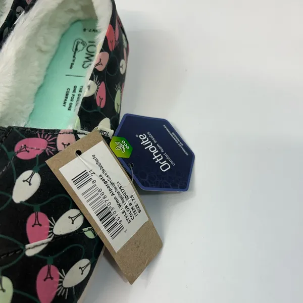 NWT Toms Black and Pink Christmas Loafers - Image 5