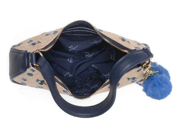 🫐👜BETSEY JOHNSON Straw Blueberry Shoulder Bag With Blueberry Pom-Pom Charm - Image 4