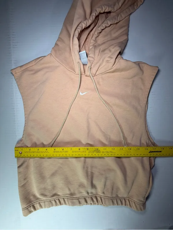 Nike Sleeveless Cropped Hoodie in Peach Y2K inspired - Image 3