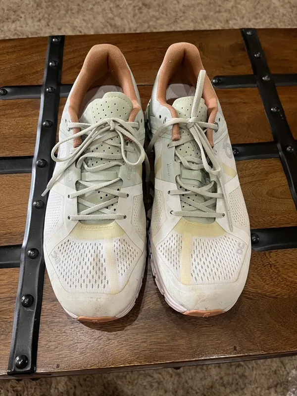 On Running Women's Pastel Mint and orange Cloud Sneakers - Image 2
