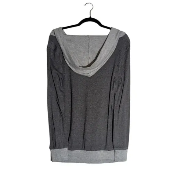 Bebonnie Two-Tone Button Detail Hoodie, Medium - Image 2