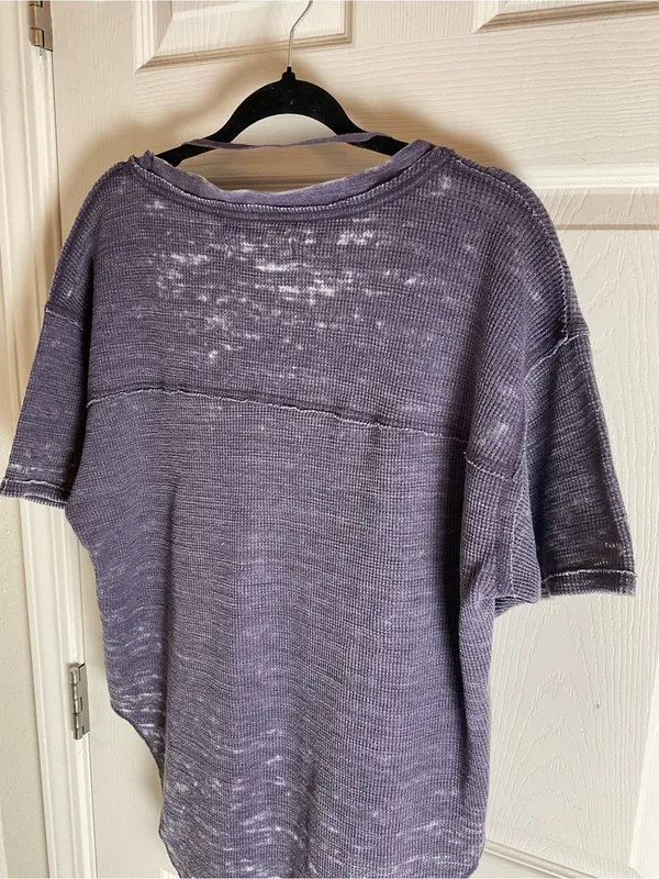 We The Free FP Thermal V-Neck High Low Acid Wash Tee XS - Image 6