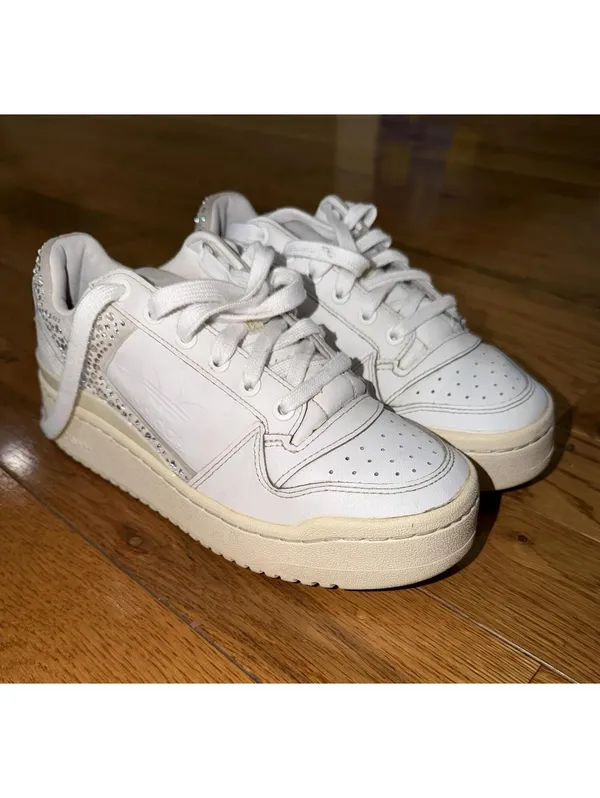 Size 6.5 US Women’s Adidas Forum Bold Crystal White Women - Image 3