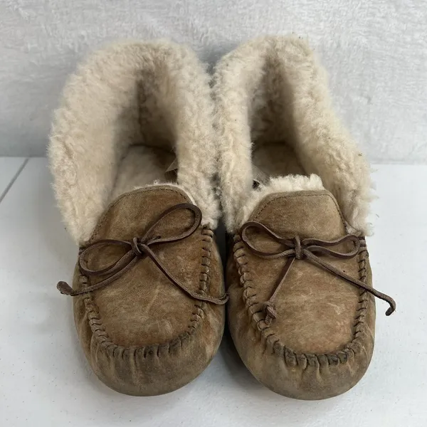 UGG Sz 8 Alena Moccasin‎ Slippers 1004806 Shearling Chestnut Suede Bootie Shoe - Image 5