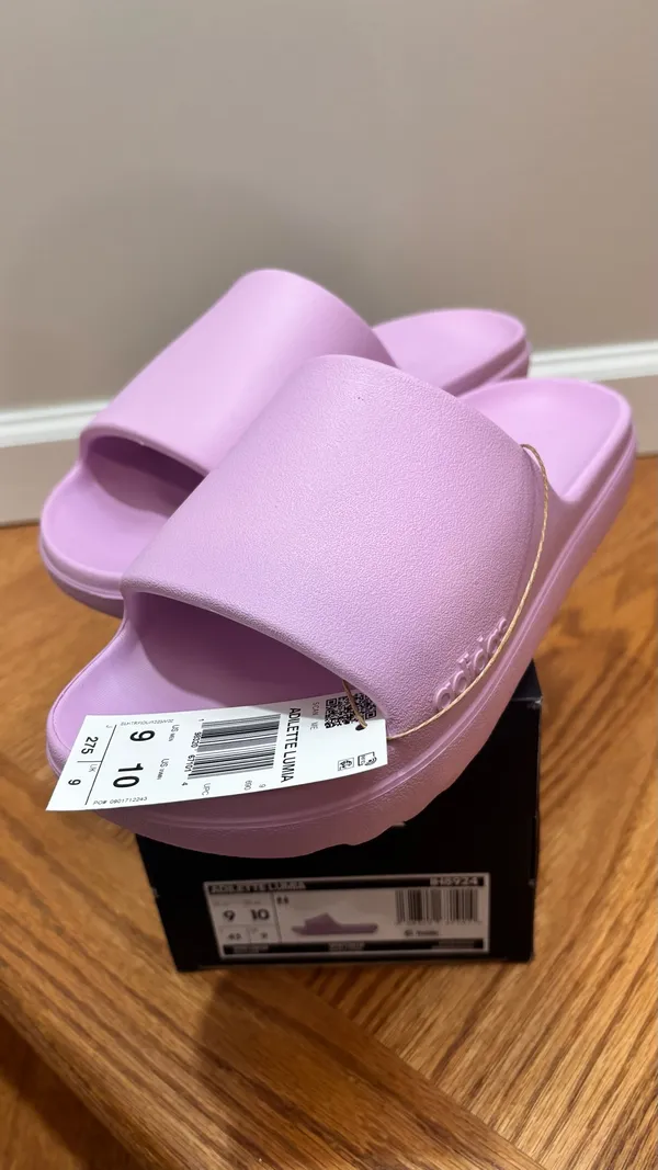 Guaranteed Authentic adidas Adilette Lumia Slides in Bliss Lilac Women:10 Men:9 - Image 6