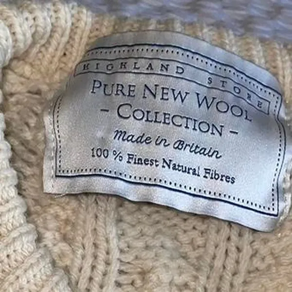 Highland Stores Cream-Colored Pure New Wool Collection Sweater - Size Small - Image 3